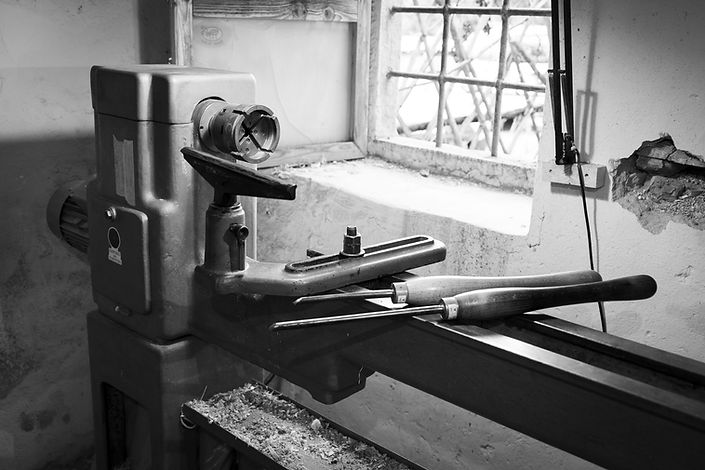 leonardo-cappellini-woodturning-lathe-tools.jpg