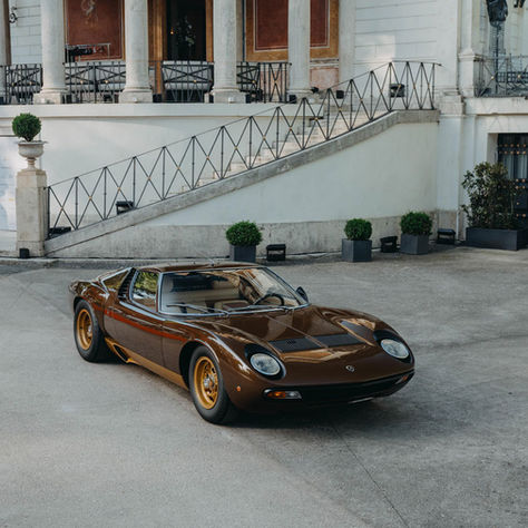 Lamborghini Polo Storico presentó su más reciente restauración de Miura en el Anantara Concorso Roma