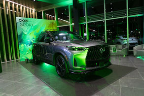 infiniti autos