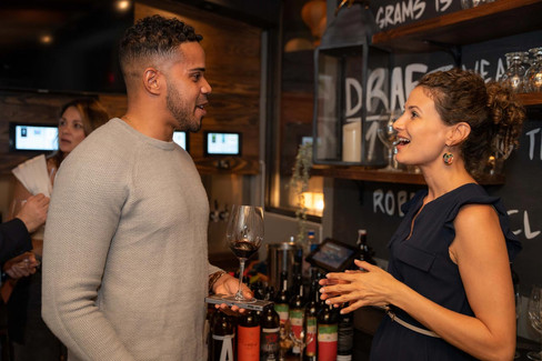 Luis Abdiel Casanova y sumiller Amber Rivera, vinos ribera del duero, eventos 2023