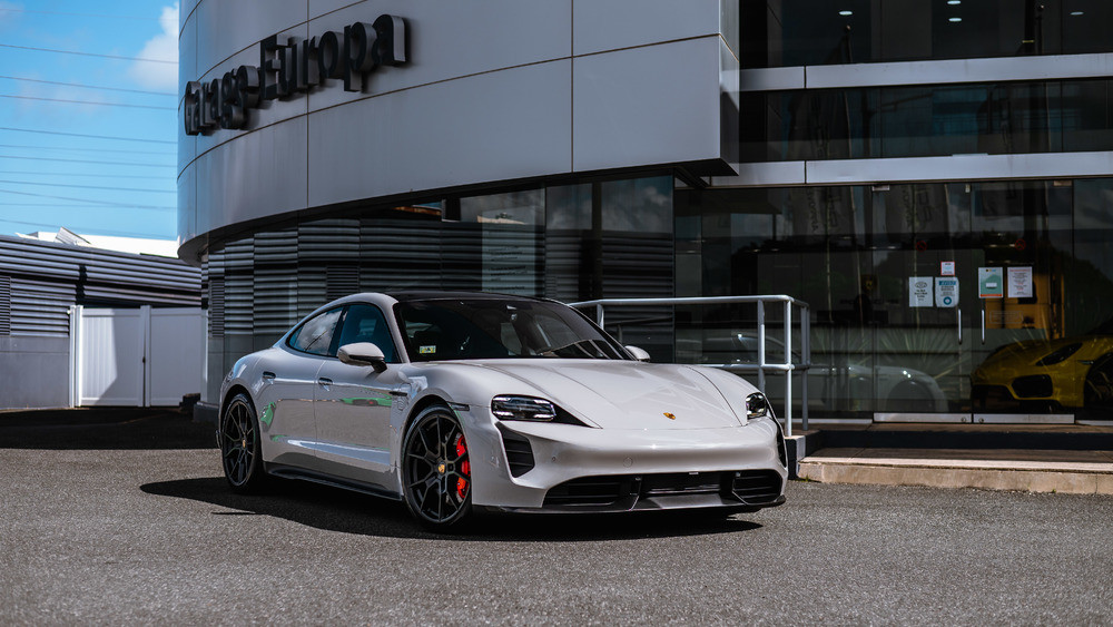 Los nuevos 911 Carrera GTS y Taycan GTS Porsche