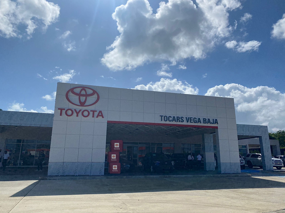 Toyota inaugura nuevo concesionario en Vega Baja