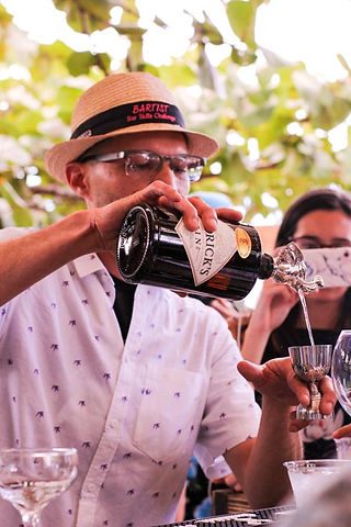Iván Santiago de Vianda-Ganador presentación de cocteles