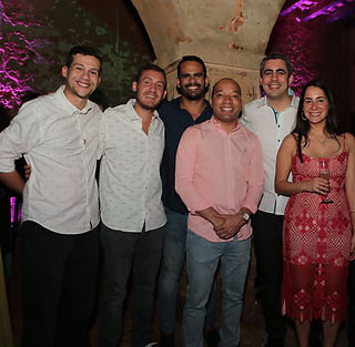 Orlando Flores, Gabriel Laboy, Oscar Taboas, Fernando Ayala, Milton Segarra, Valeria Vega