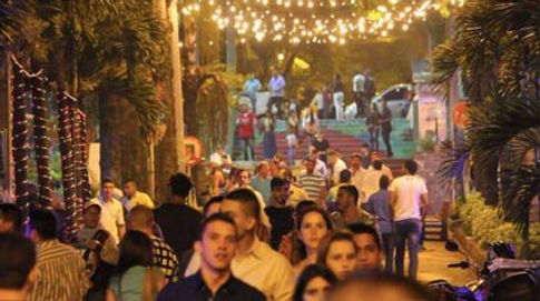 web-rumba-parque-lleras-tres-de-la-manana.jpg