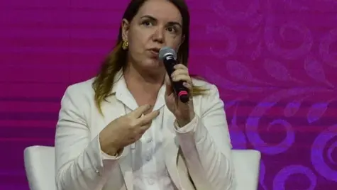 Câncer de mama: cirurgia e tratamento dignos. Sobrevivi, e agora?
