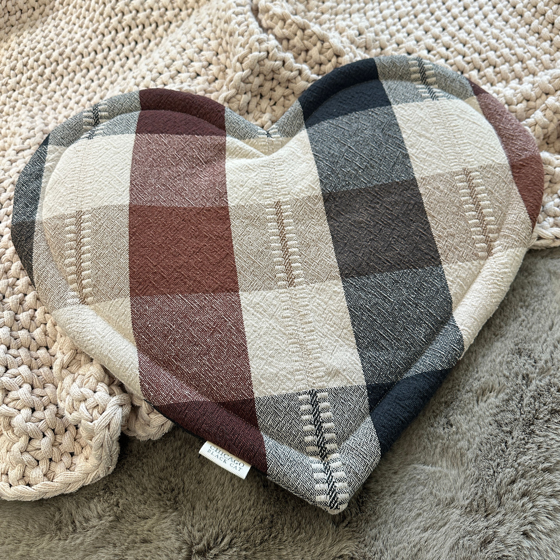 Heart Cat Mat - Brown Rust Plaid