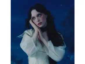 Your Next Big Indie-Pop Girl: Holly Humberstone