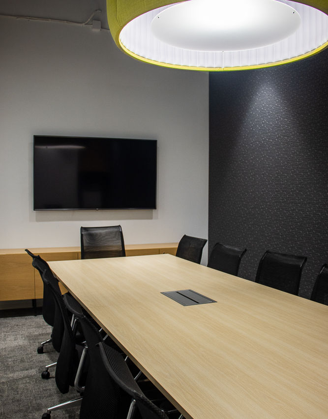 DiamondView Tower - Lobby & Management Suites