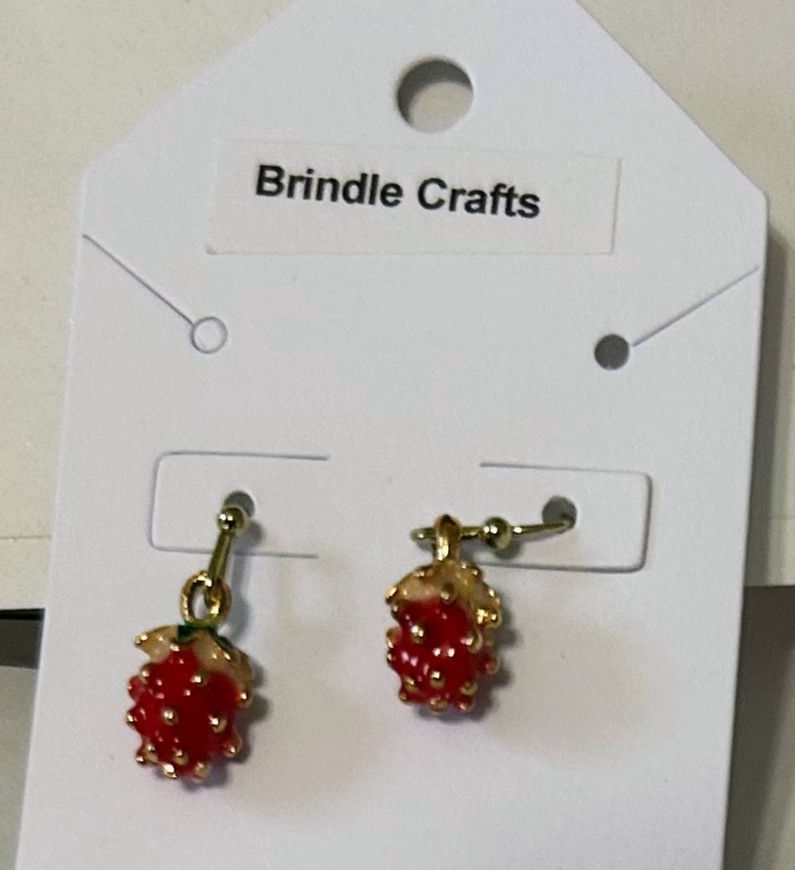 Charming 3D strawberry earrings