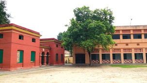নানা সমস্যায় জেরবার জেলা স্কুল