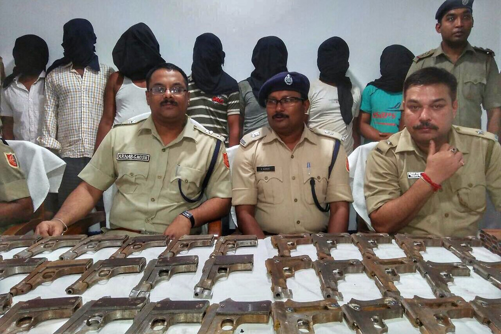 কালিয়াচকে অস্ত্র কারখানার হদিশ
