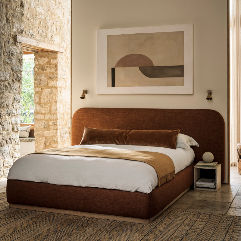 Autumn Winter 2024 trends curves and smooth lines