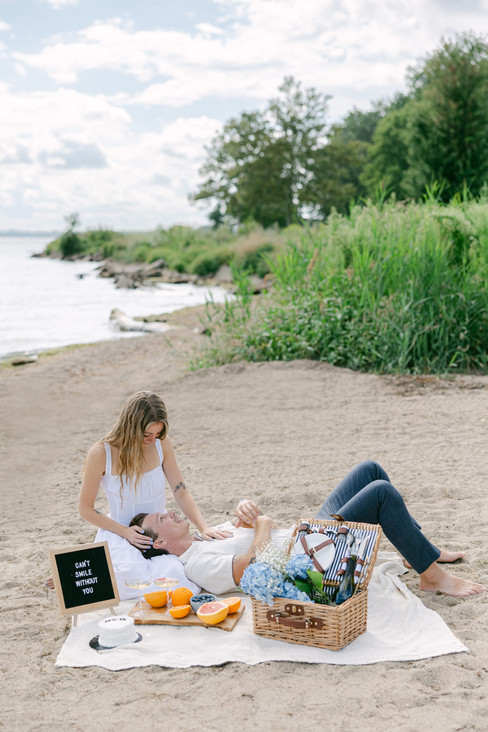 luxury-engagement-session-details-michigan