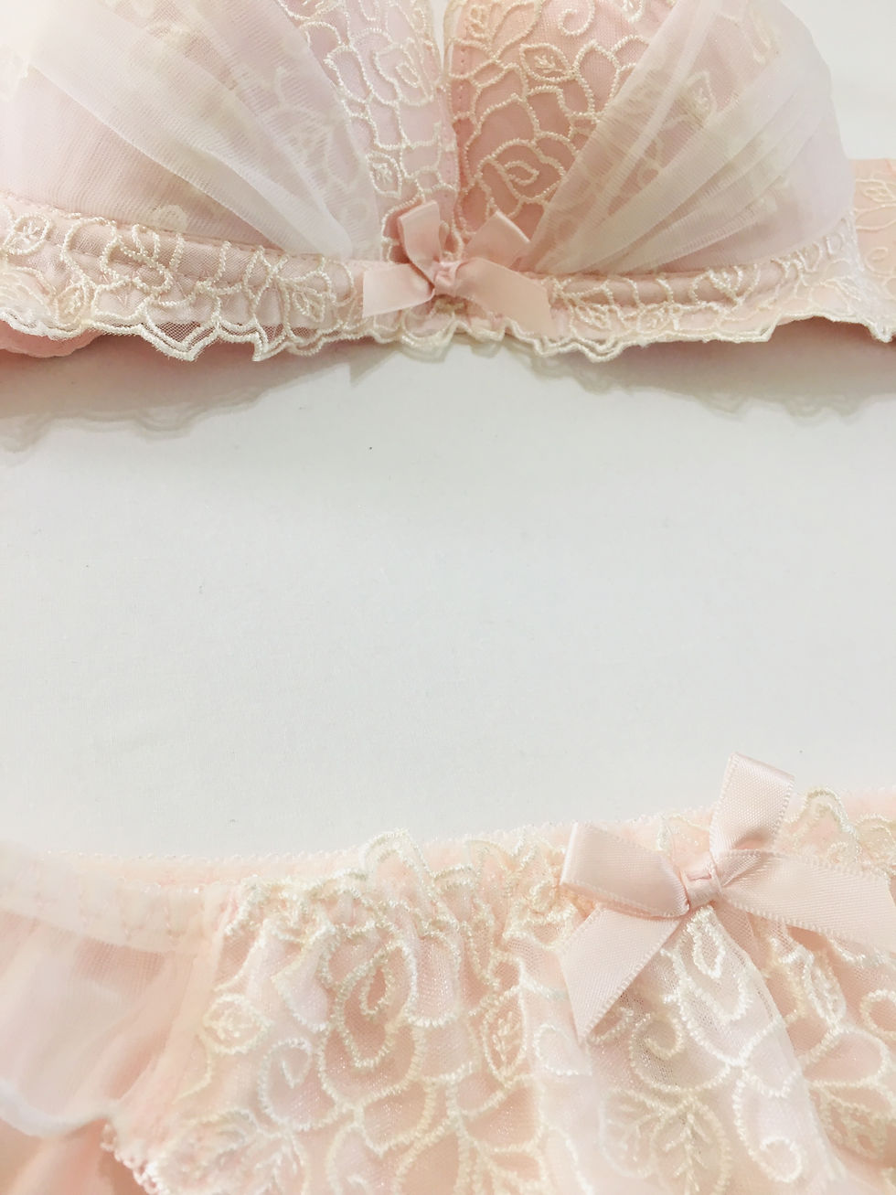 Thumbnail: Rose tulle lace casual bra and shorts