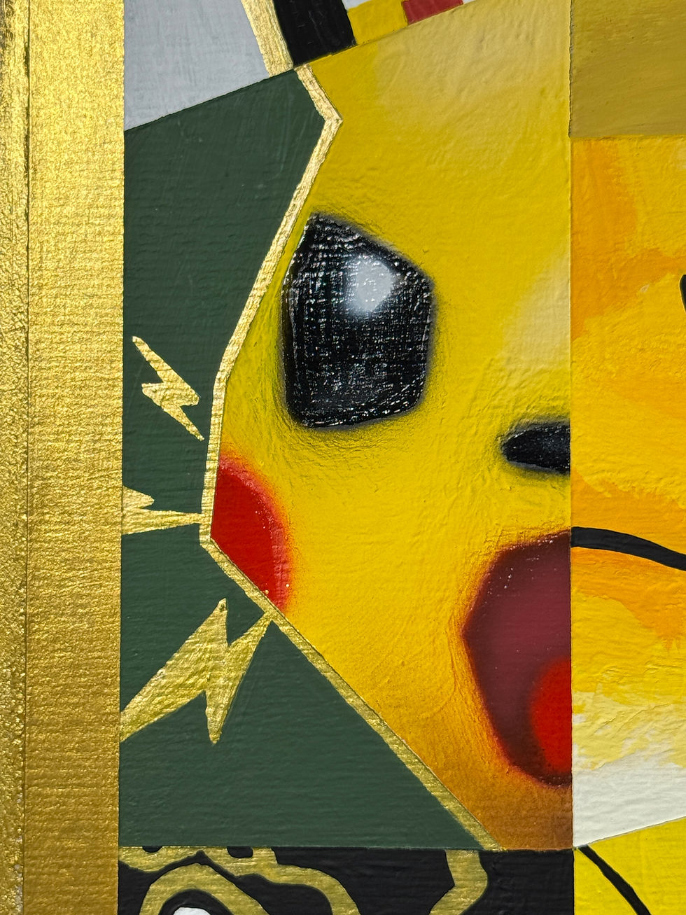 Thumbnail: Wild Pikachu (Gold)