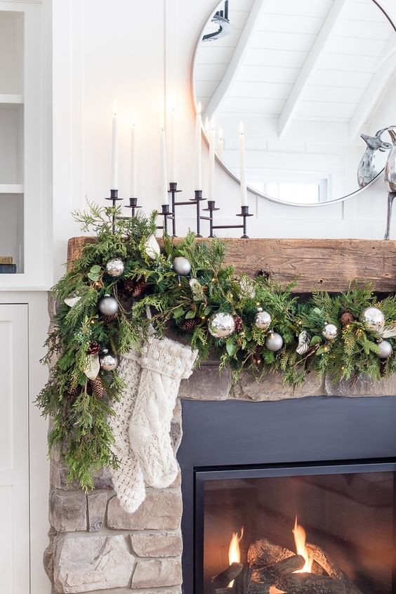 Sustainable elegance with a luxury look fireplace for Christmas.