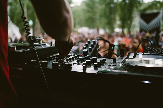 michael-benz-_NIaM1gEsfU-unsplash.jpeg