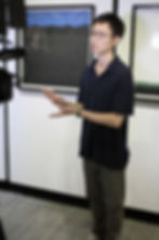 藝術家廖震平接受採訪