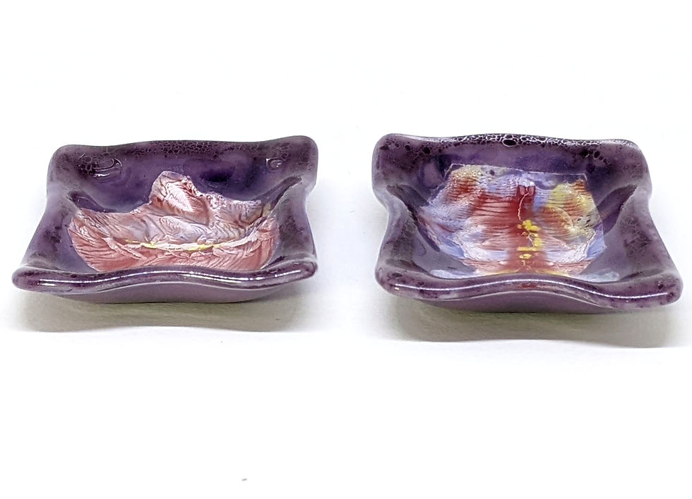 Thumbnail: violet floral dishes