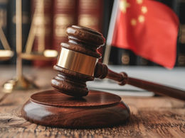 米国および中国特許法における請求項の範囲と開示:明細書記載要件、サポート要件、十分な開示、および審査・審理の場に応じたレビューの性質