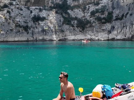 Calanques Cassis: How to Visit, Best Beaches & Tips