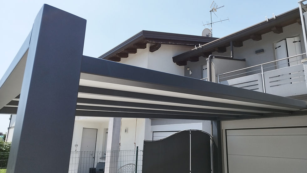 Pergola auto personalizzata