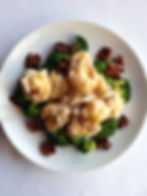 Jumbo Shrimp with Honey-Roasted Walnuts 核桃蝦