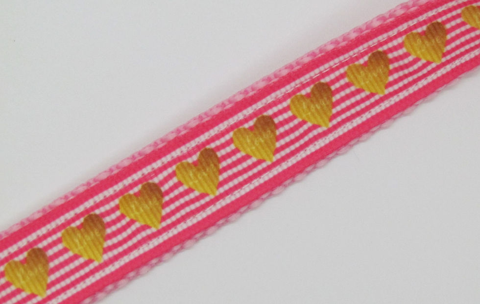 Thumbnail: Small Pink and Gold Hearts Dog Collar