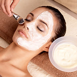 Facial Mask Application