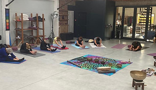 Reserveer jouw yoga nidra les bij Twistt, 
