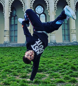 WhatsApp Image 2022-12-30 at 23.05_edited.jpg