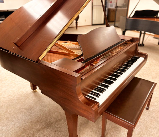 Thumbnail: This Yamaha C2 grand piano Size: 5’8, Age 2001 just arrived at Pianos Unlimited and is in mint condition
