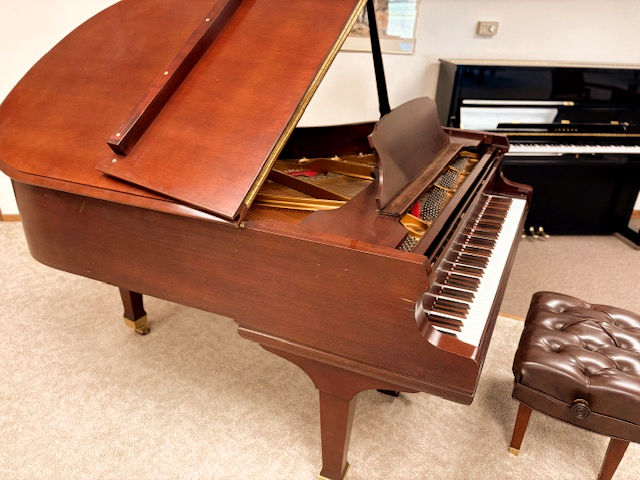 This Mason Hamlin “A” (5’8) grand piano
