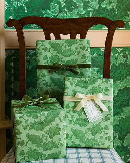 DogwoodHill-Wrapping-Paper-Everard_edited_edited.jpg