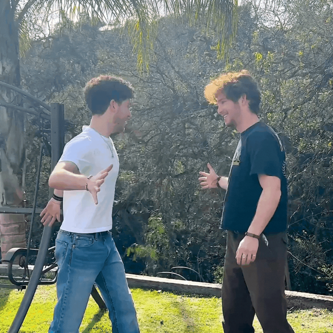 shalomLA gif.gif