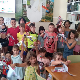 Las cigüeñas, protagonistas del aula en la Semana Cultural de Revenga