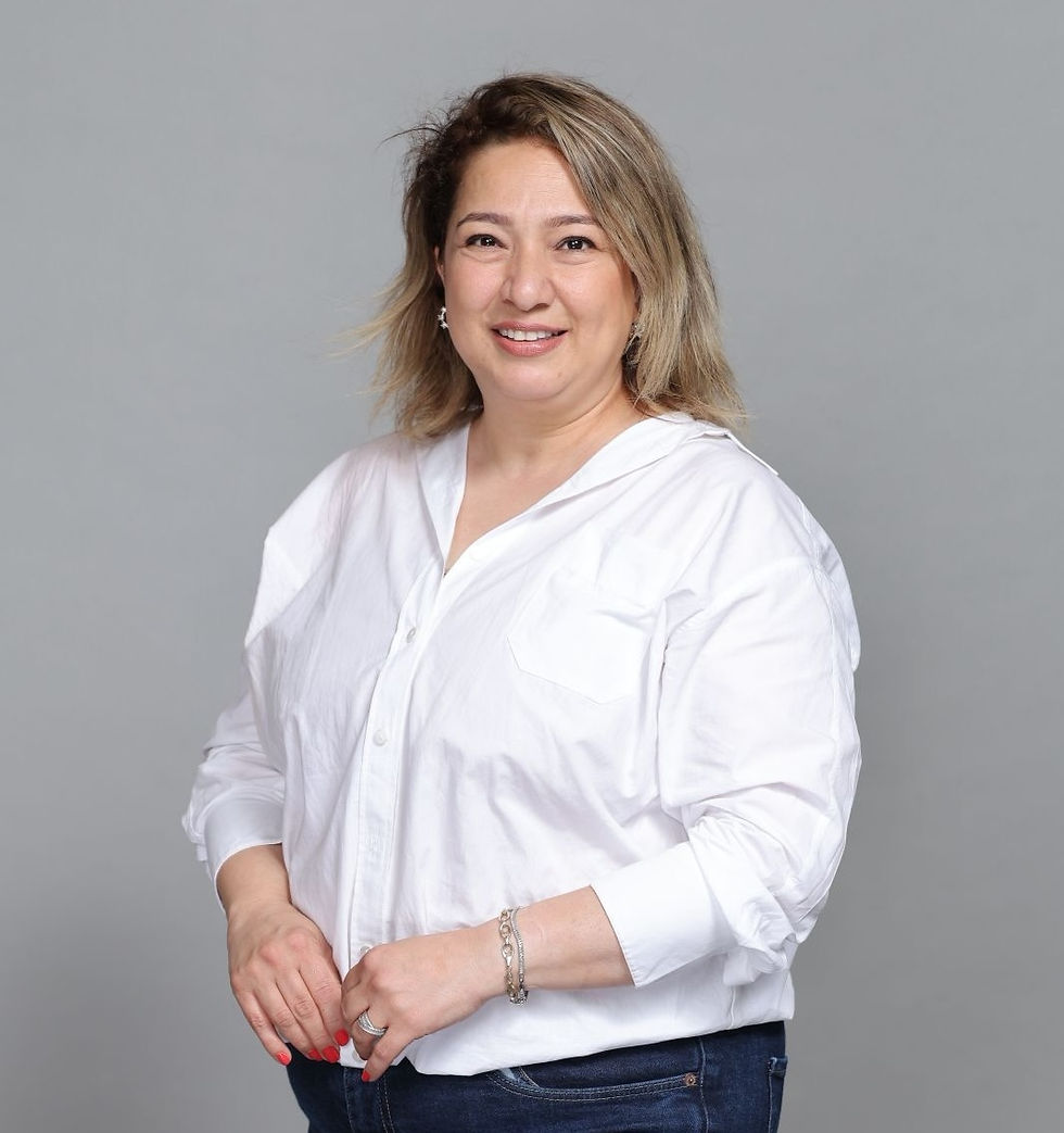 Özge Arık