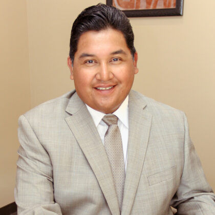 Zoar Fulwilder headshot