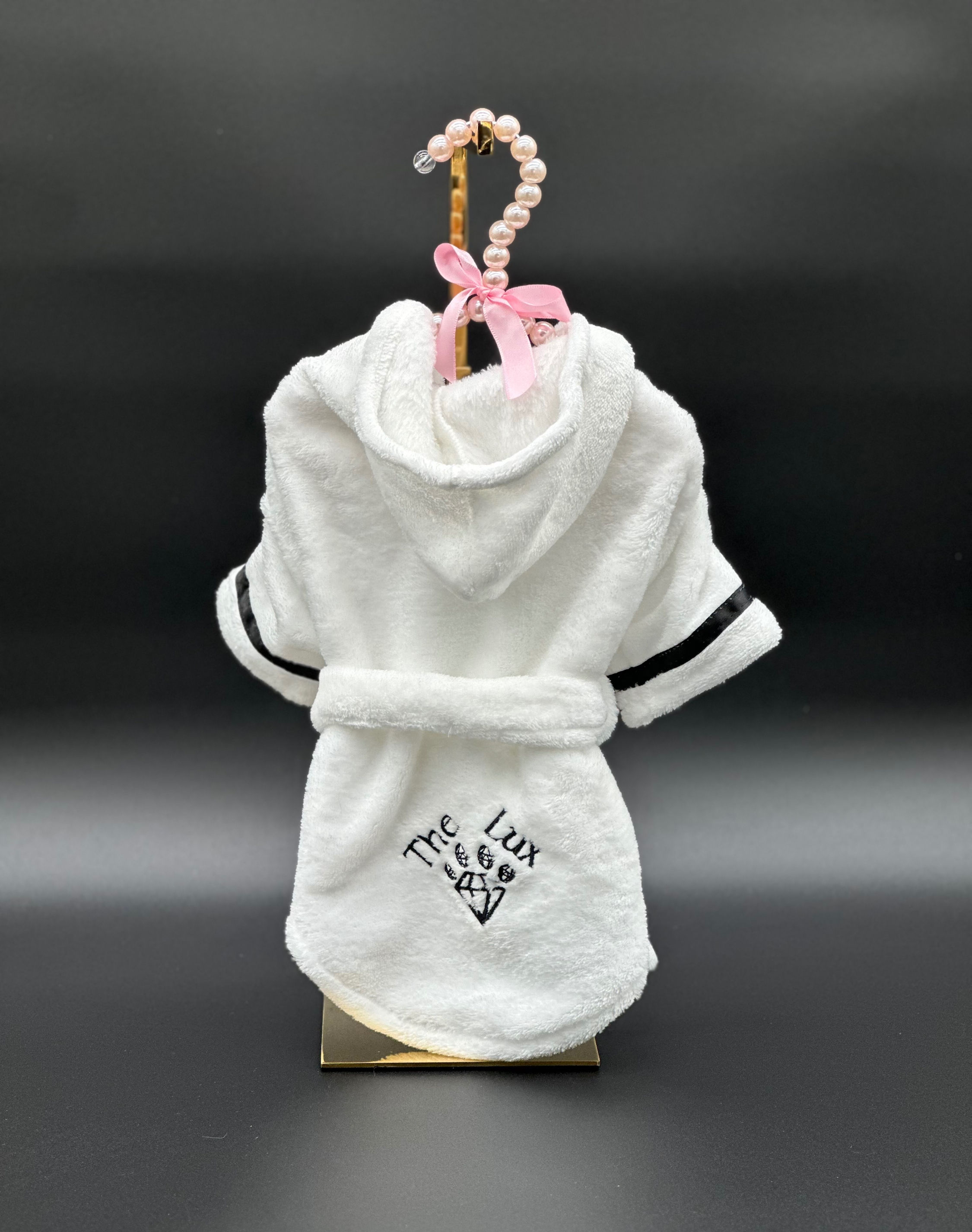 Signature Lux Robe