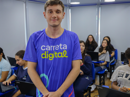 Carreta Digital deve certificar mil e quinhentos alunos no município de Rio Grande - RS