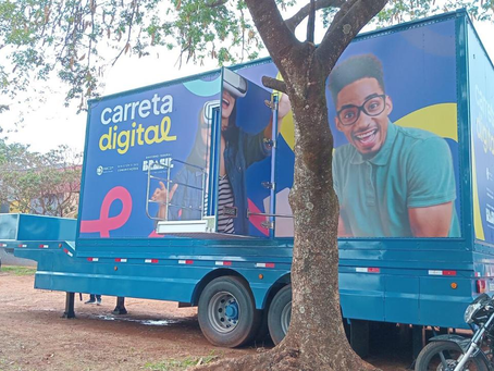 Alunos de escolas públicas do Mato Grosso do Sul aprendem uma profissão em Carreta Digital