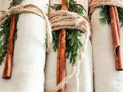 Thanksgiving Table Settings and Other Very Important Information About Entertaining