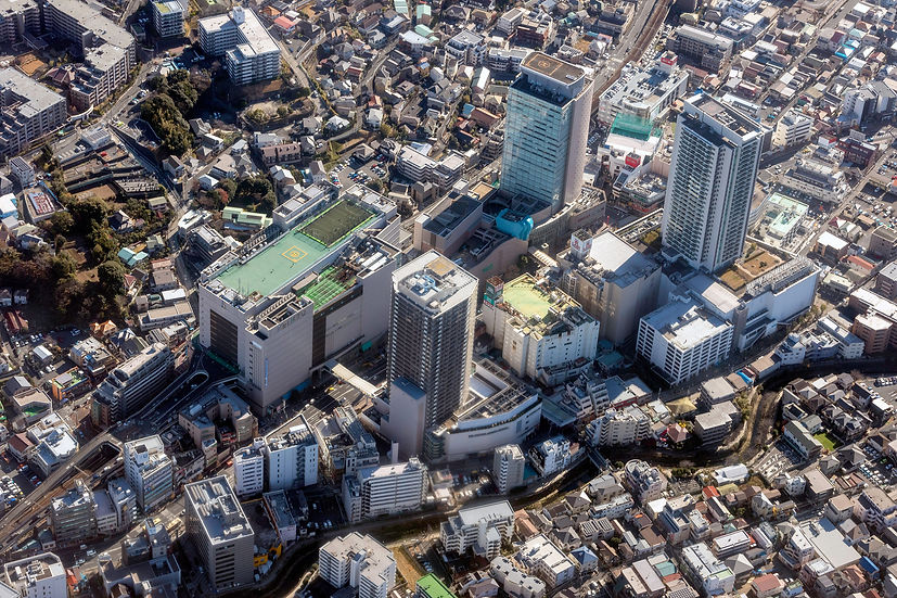 横浜市上大岡駅付近