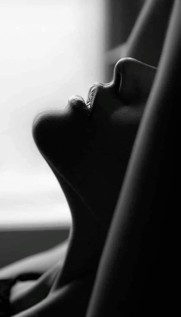 erotic photography bold and intense sensual portrait