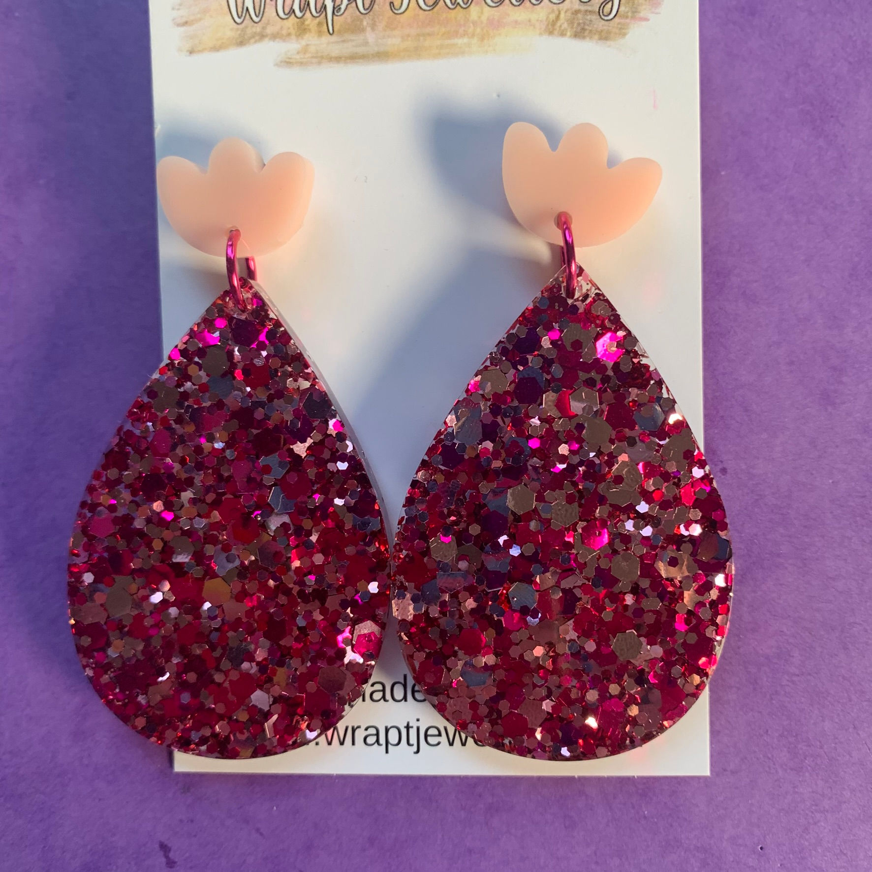 'Pretty Woman' teardrop resin earrings