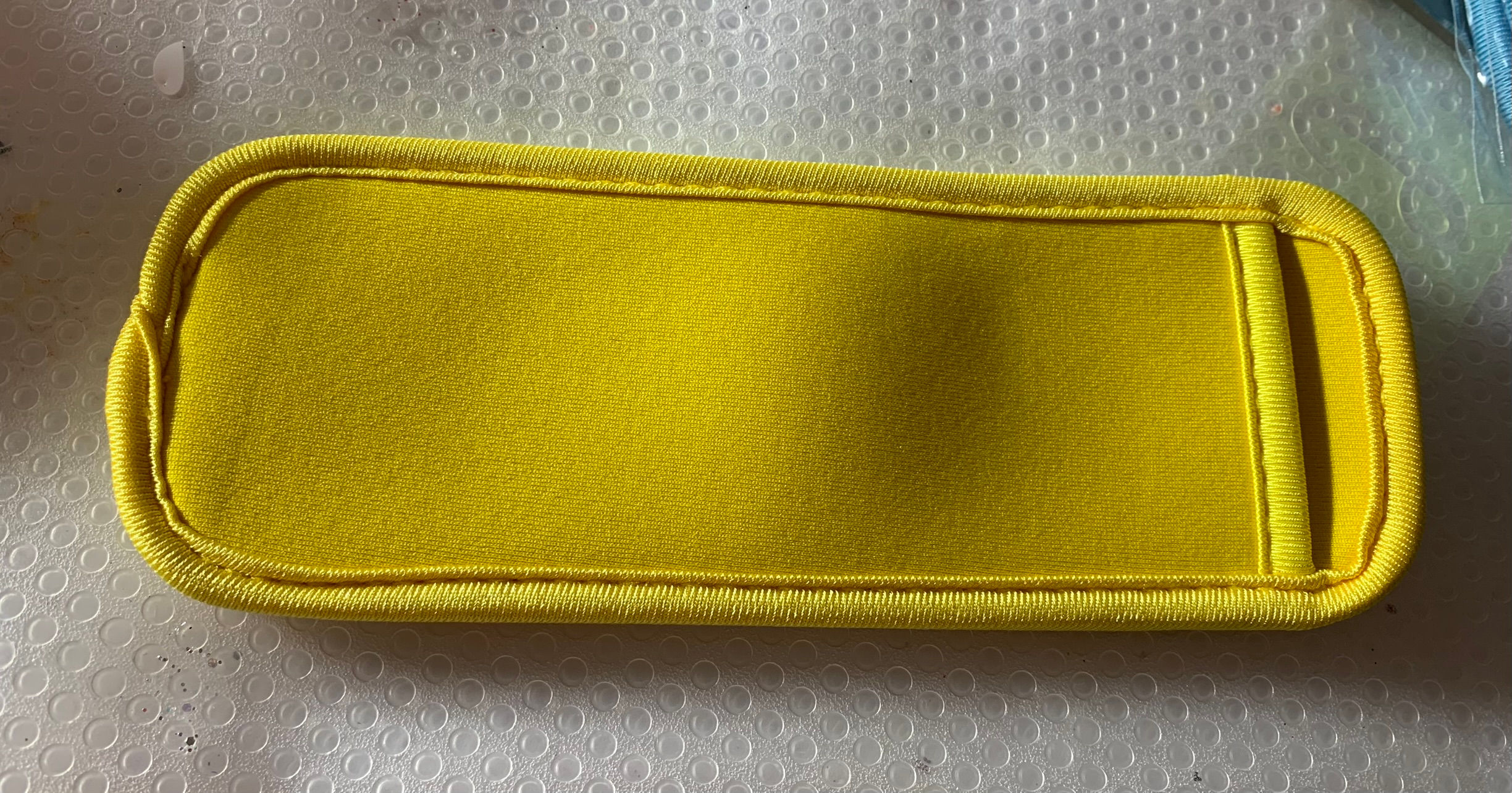 Yellow personalised icypole holder