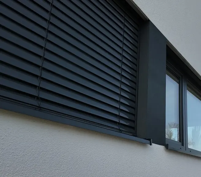 Rollladen als Sonnenschutz, regionale Maßarbeit von Fenster & Türen Haas bei Friedrichshafen