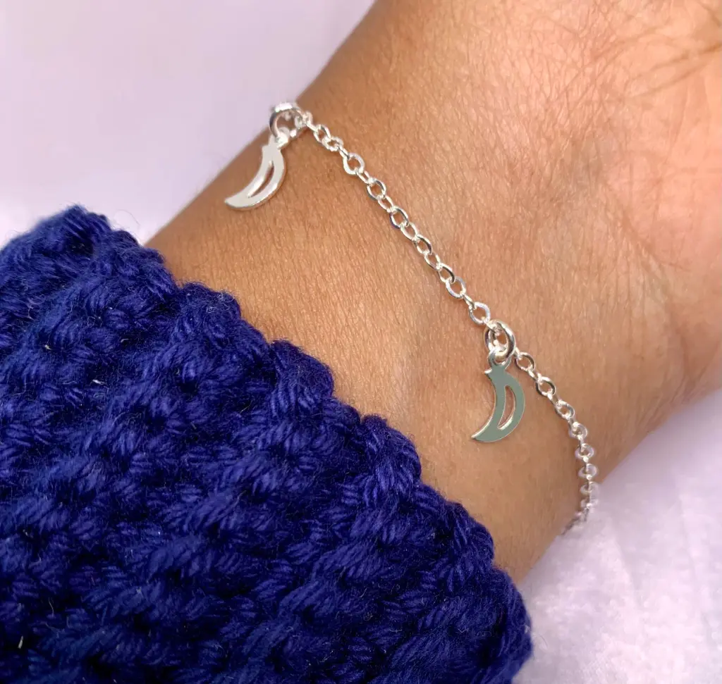 Pulseira meia lua Essential ✨