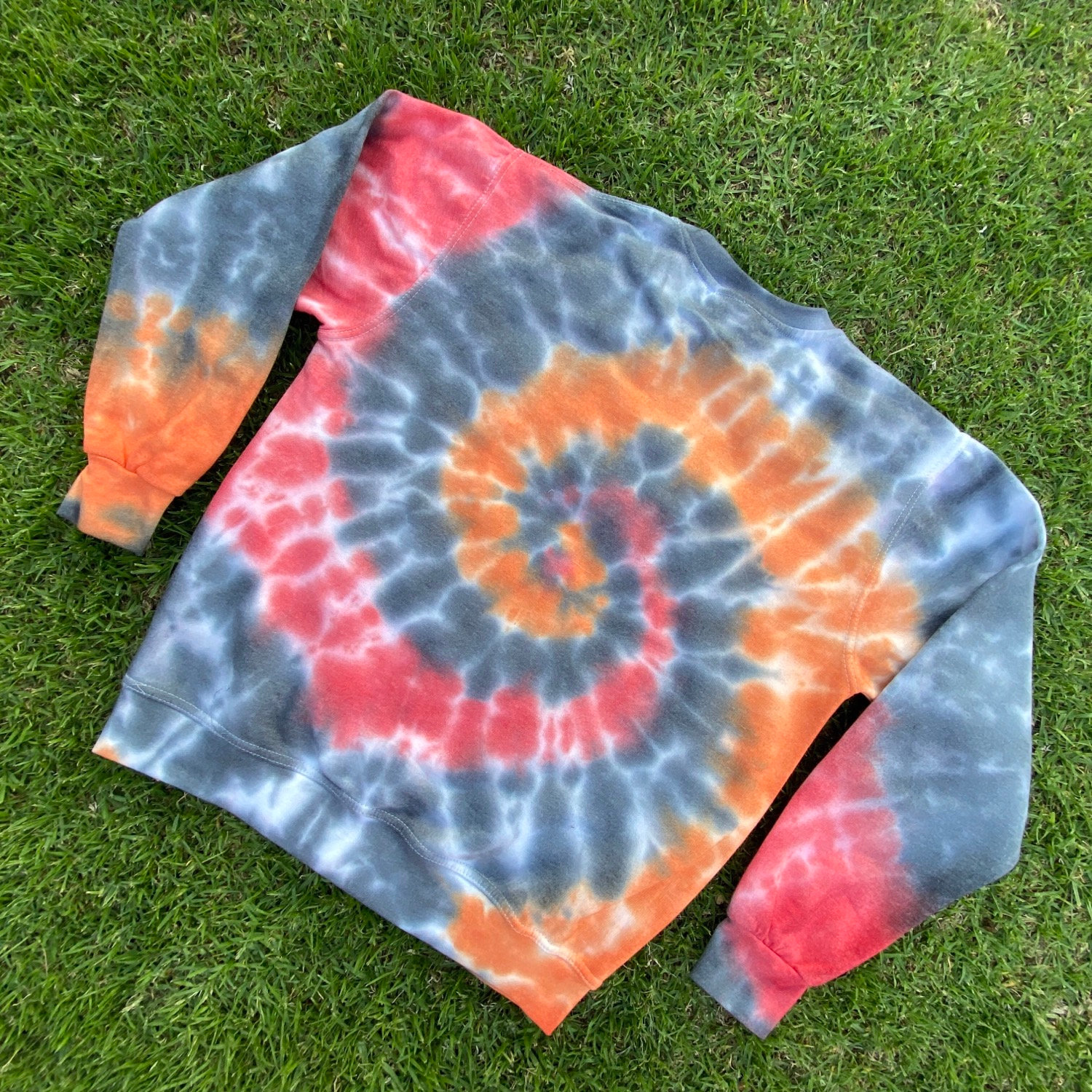 spiral tie dye sweatshirt
